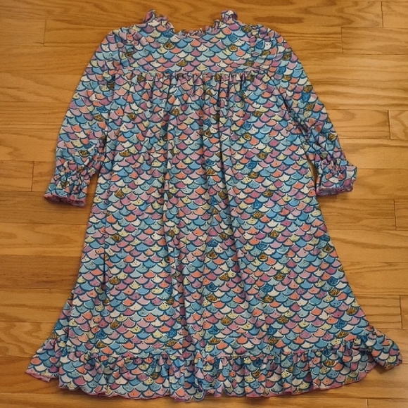 Only Little Once Ruffled Bathrobe, Size 8/9 EUC - Picture 6 of 6